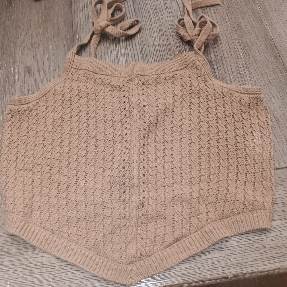Womens Size Small, SO Tan Knit Top